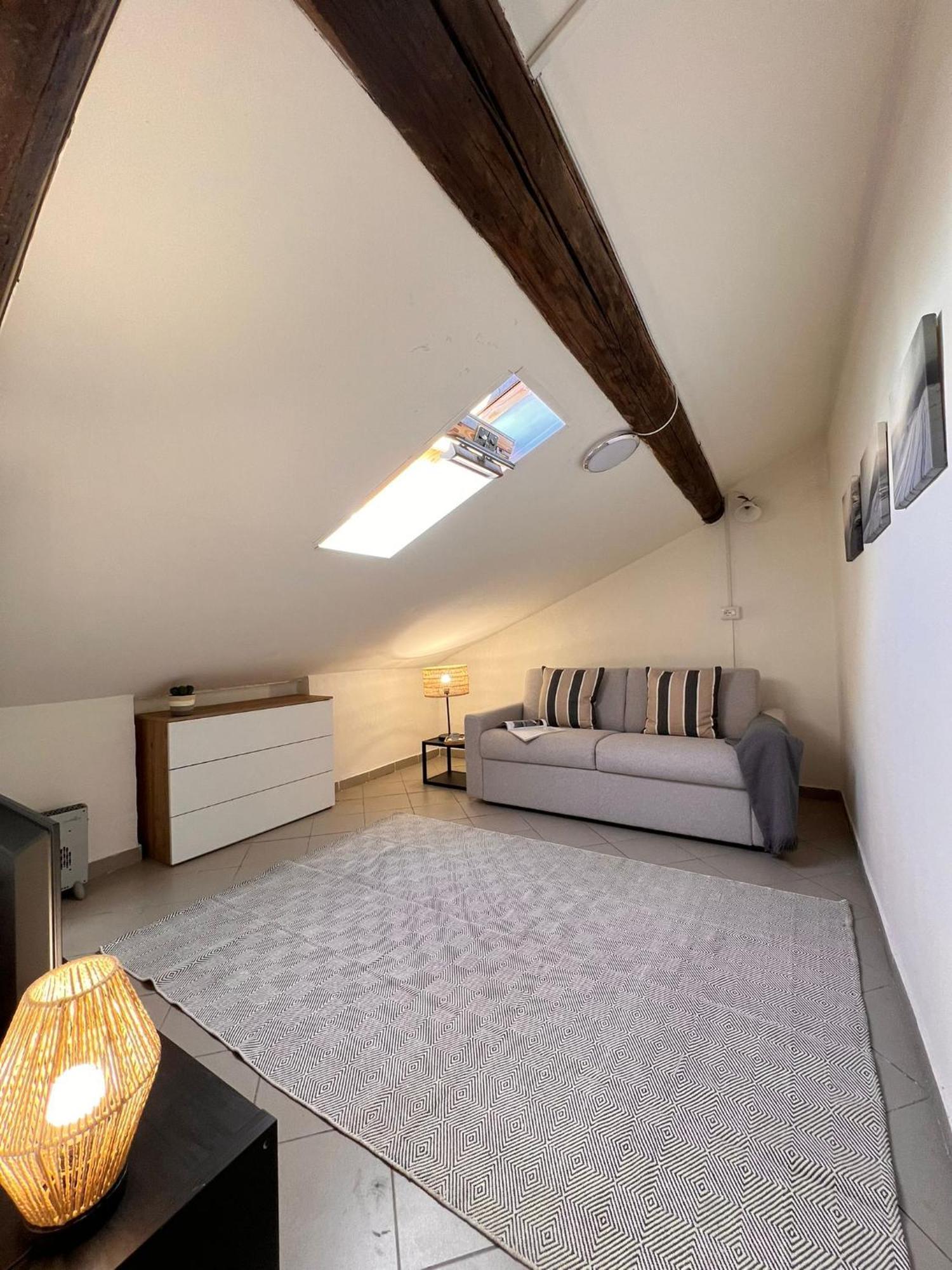 Appartement La Mansarda à Côme Extérieur photo