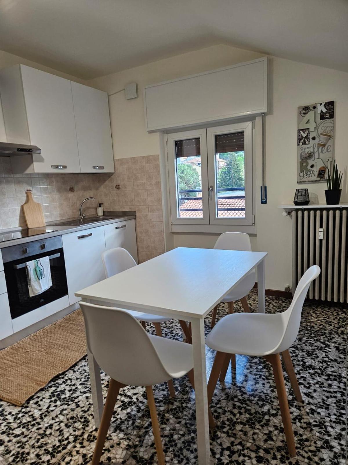 Appartement La Mansarda à Côme Extérieur photo