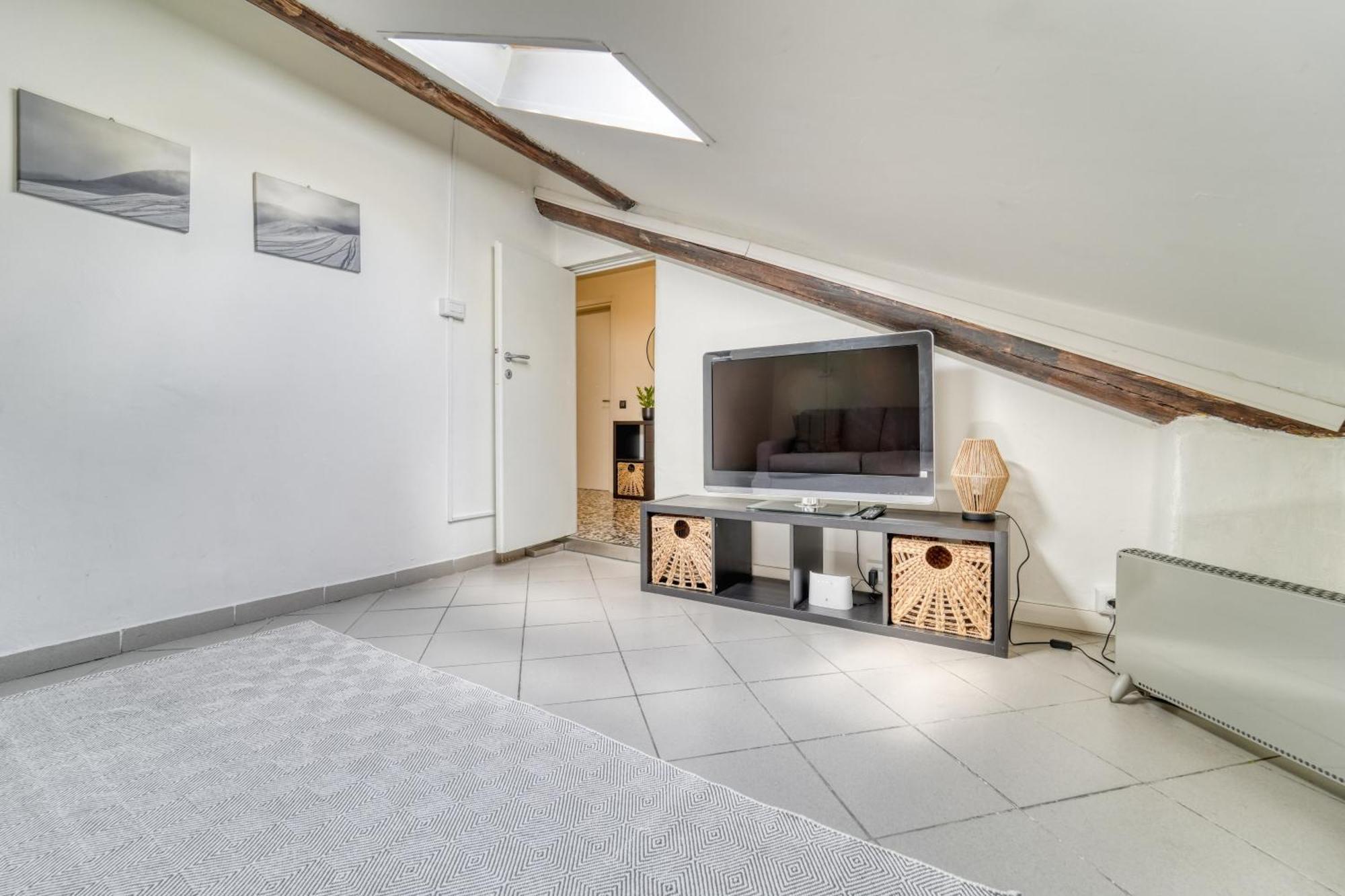 Appartement La Mansarda à Côme Extérieur photo